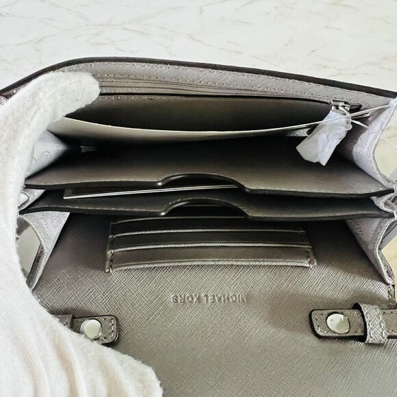 MICHAEL KORS Jet Set Travel Pearl Grey Leather Phone Crossbody Bag - Picture 9 of 10